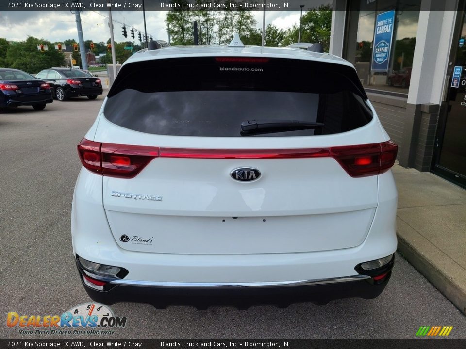 2021 Kia Sportage LX AWD Clear White / Gray Photo #32