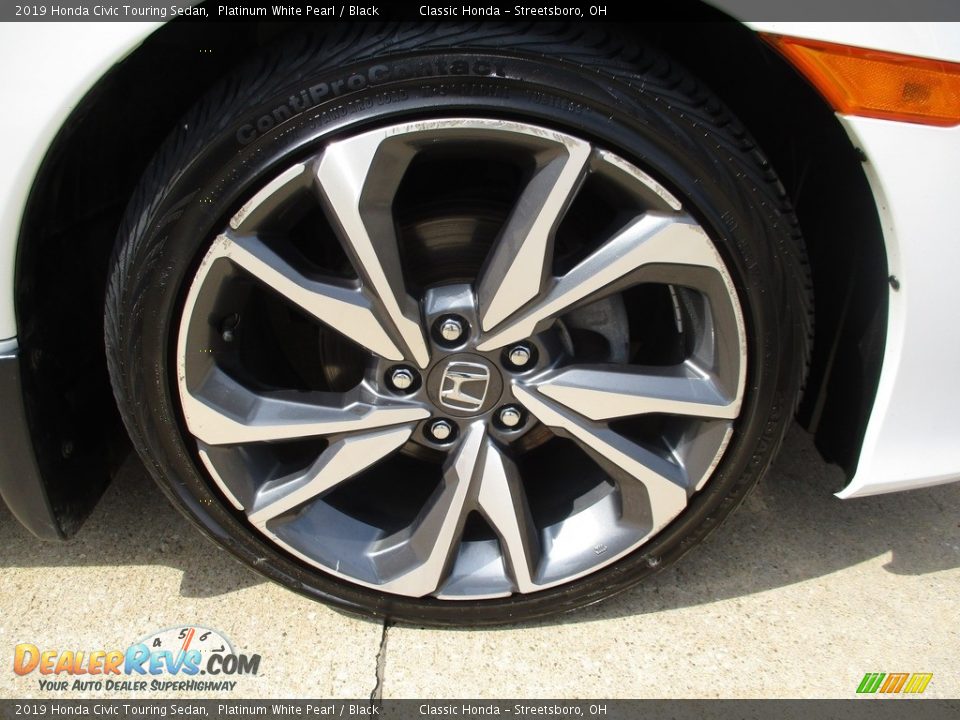 2019 Honda Civic Touring Sedan Platinum White Pearl / Black Photo #5