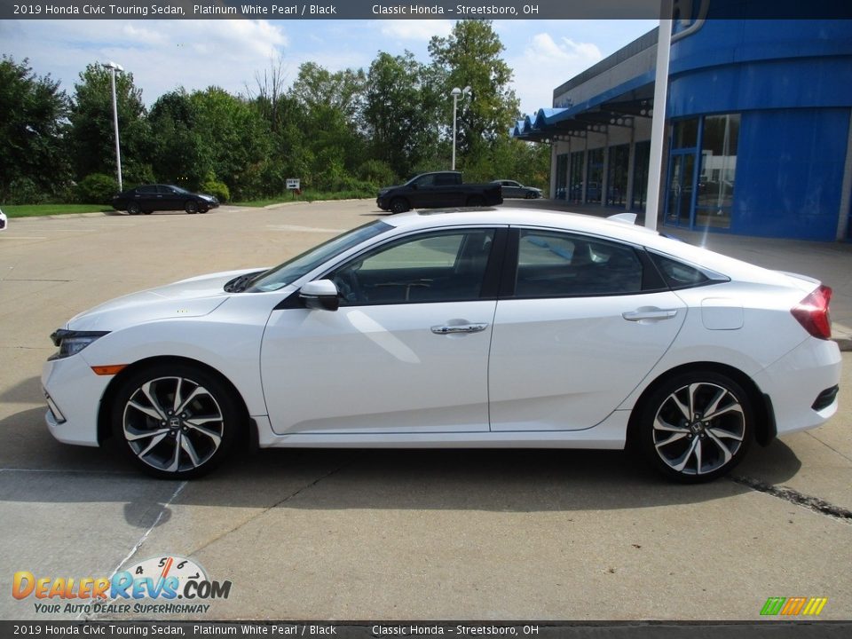 2019 Honda Civic Touring Sedan Platinum White Pearl / Black Photo #10