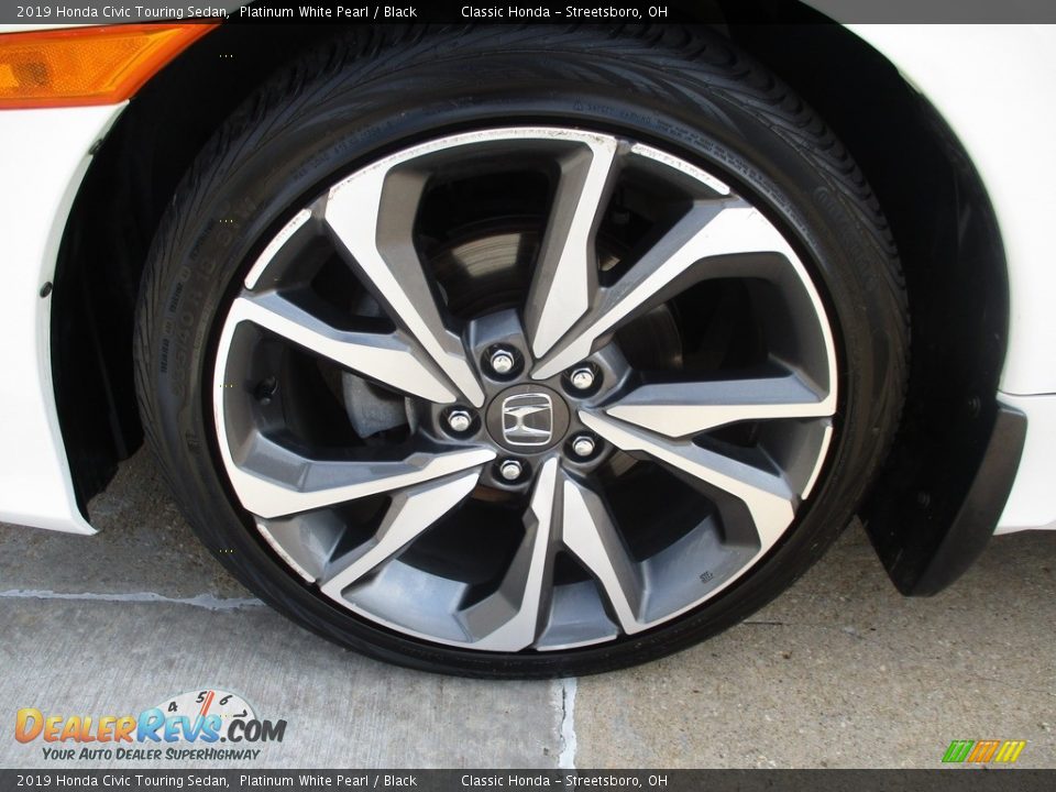 2019 Honda Civic Touring Sedan Platinum White Pearl / Black Photo #12