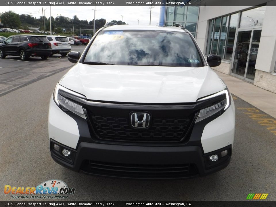 2019 Honda Passport Touring AWD White Diamond Pearl / Black Photo #4