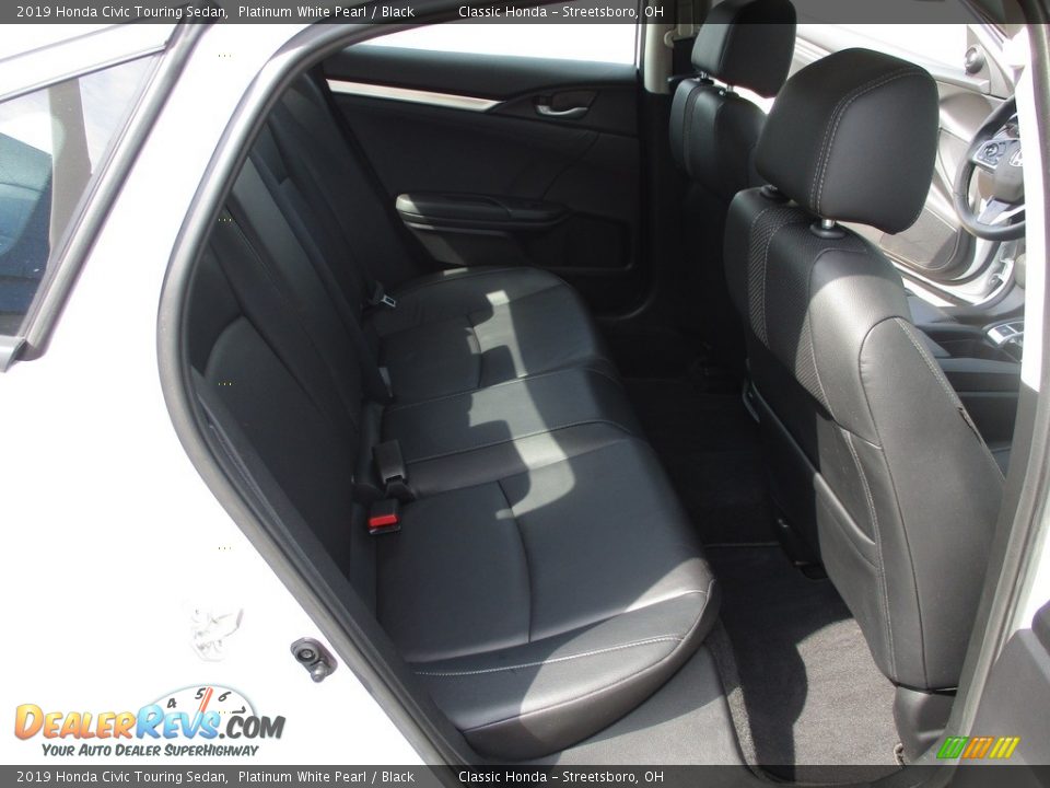 2019 Honda Civic Touring Sedan Platinum White Pearl / Black Photo #20