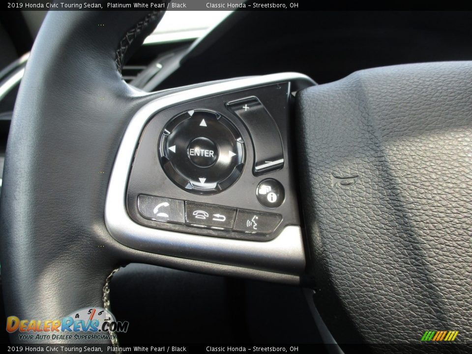 2019 Honda Civic Touring Sedan Platinum White Pearl / Black Photo #31
