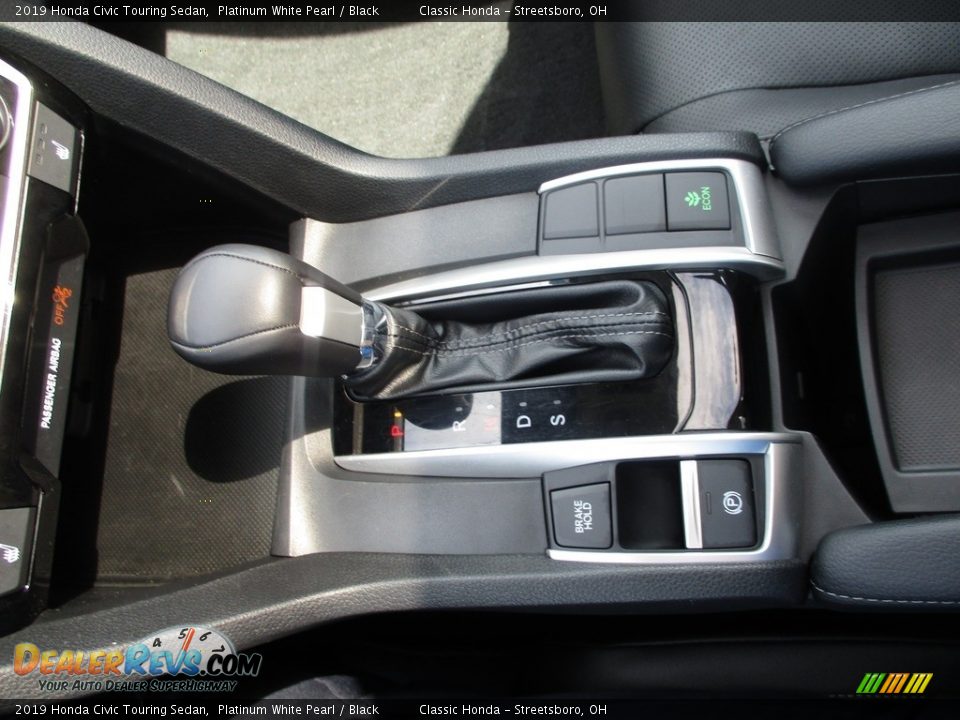 2019 Honda Civic Touring Sedan Platinum White Pearl / Black Photo #34