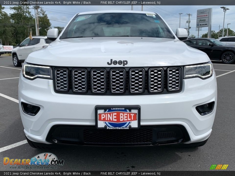 2021 Jeep Grand Cherokee Laredo 4x4 Bright White / Black Photo #3