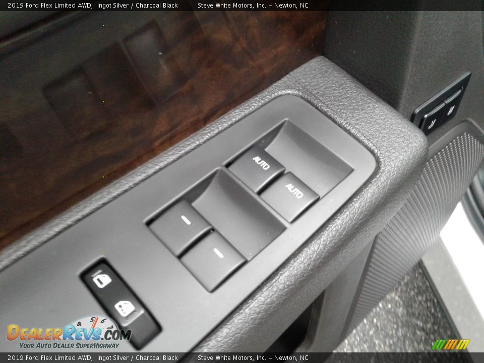 2019 Ford Flex Limited AWD Ingot Silver / Charcoal Black Photo #11