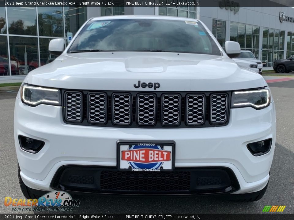 2021 Jeep Grand Cherokee Laredo 4x4 Bright White / Black Photo #3