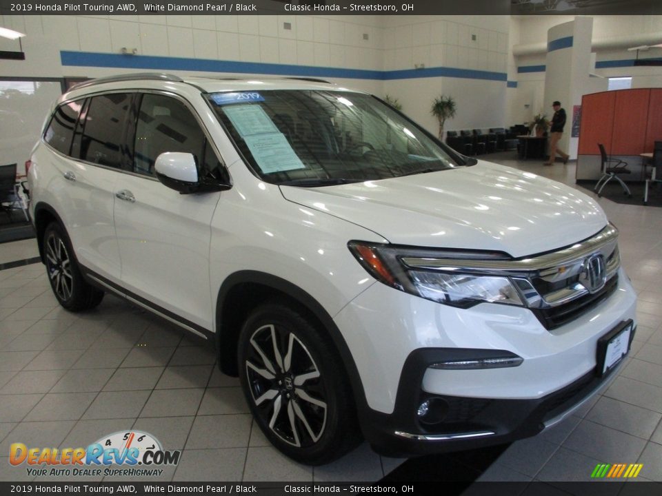 2019 Honda Pilot Touring AWD White Diamond Pearl / Black Photo #3