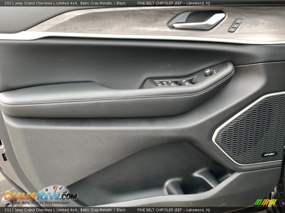 Door Panel of 2021 Jeep Grand Cherokee L Limited 4x4 Photo #13
