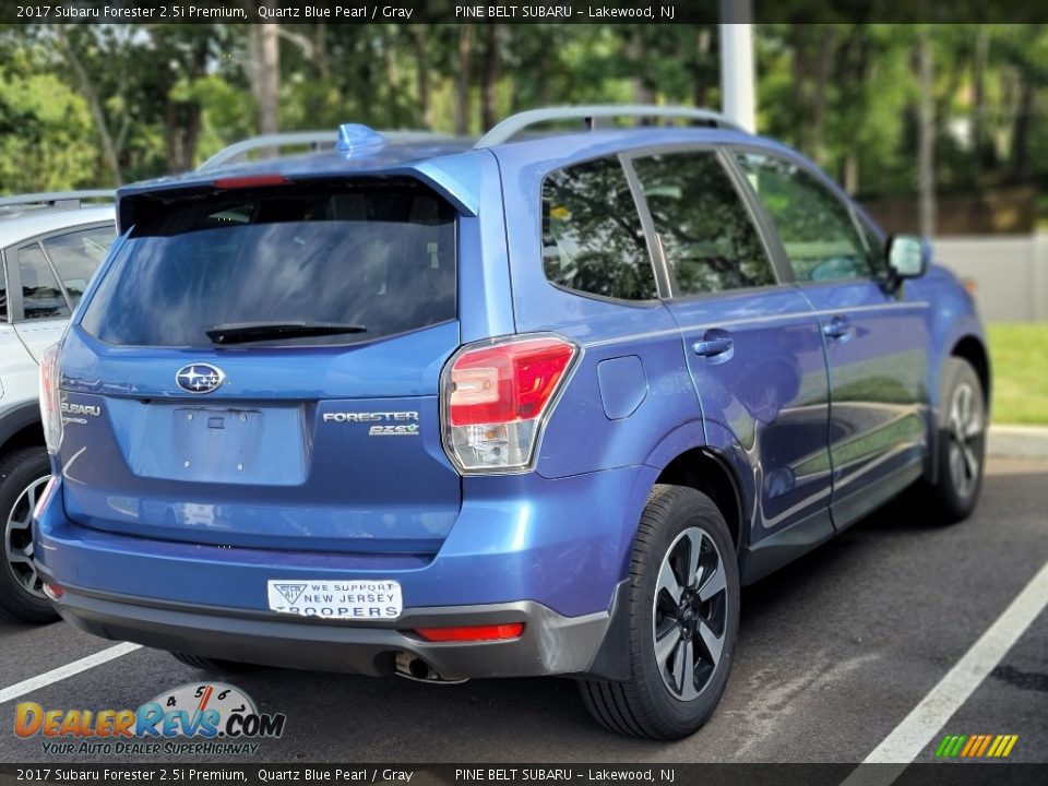 2017 Subaru Forester 2.5i Premium Quartz Blue Pearl / Gray Photo #2