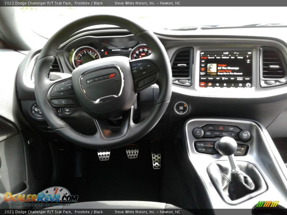Dashboard of 2021 Dodge Challenger R/T Scat Pack Photo #15