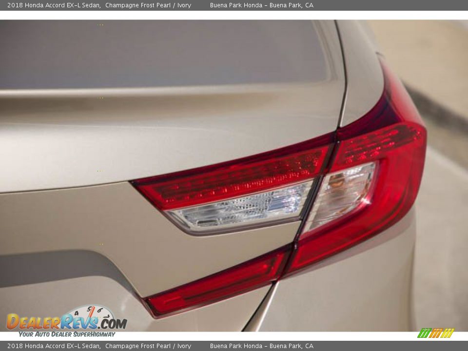 2018 Honda Accord EX-L Sedan Champagne Frost Pearl / Ivory Photo #11