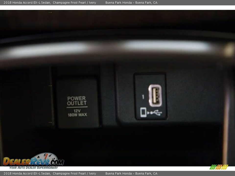 2018 Honda Accord EX-L Sedan Champagne Frost Pearl / Ivory Photo #17