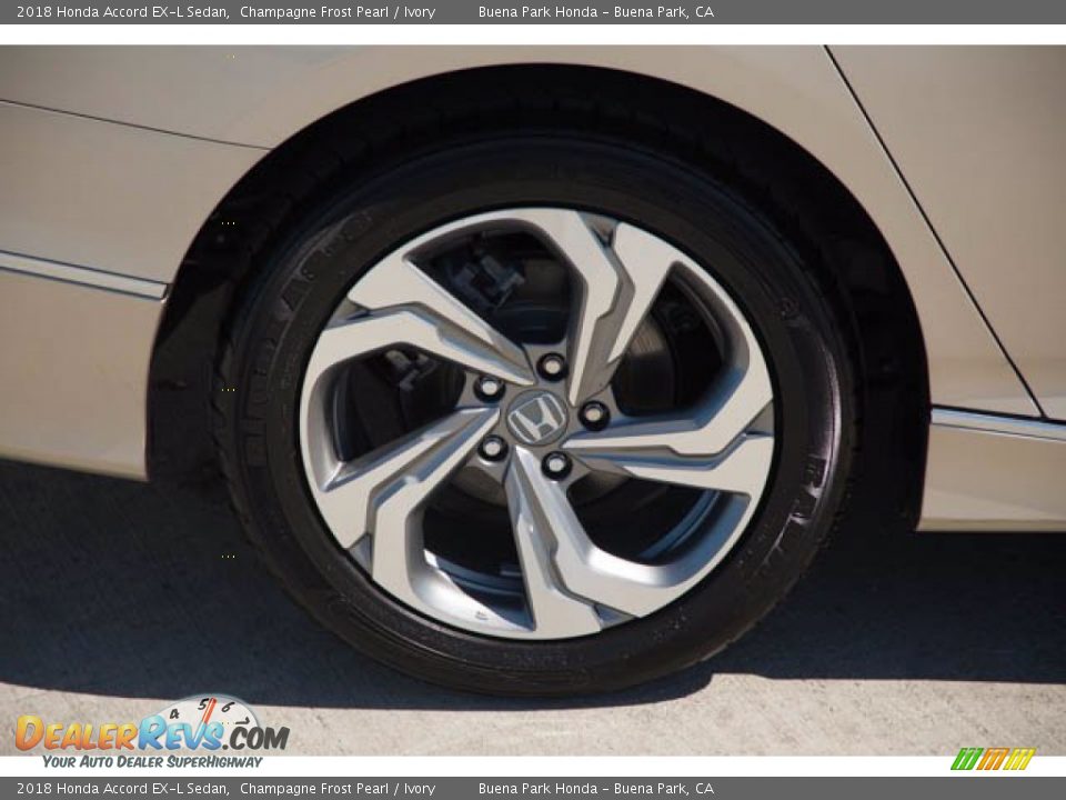 2018 Honda Accord EX-L Sedan Champagne Frost Pearl / Ivory Photo #35