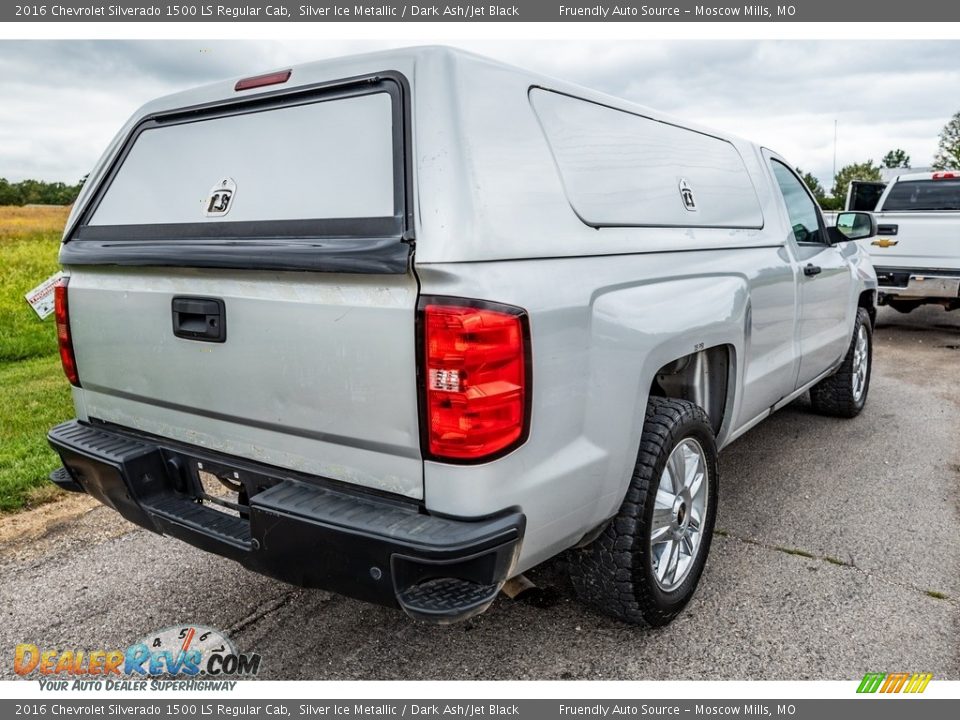 2016 Chevrolet Silverado 1500 LS Regular Cab Silver Ice Metallic / Dark Ash/Jet Black Photo #4