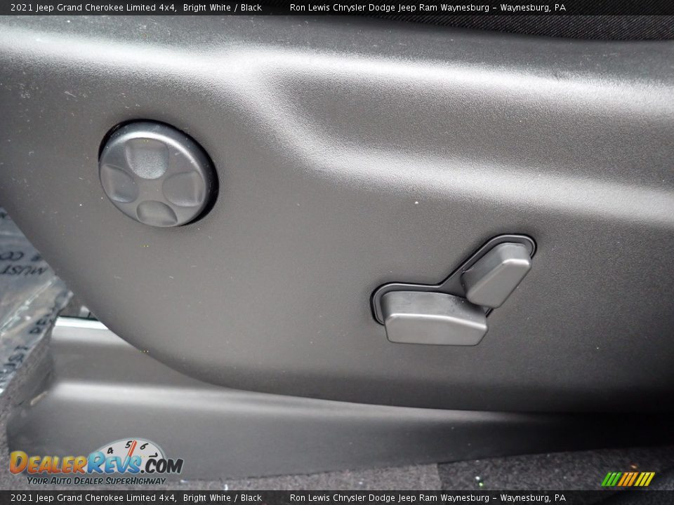 2021 Jeep Grand Cherokee Limited 4x4 Bright White / Black Photo #17