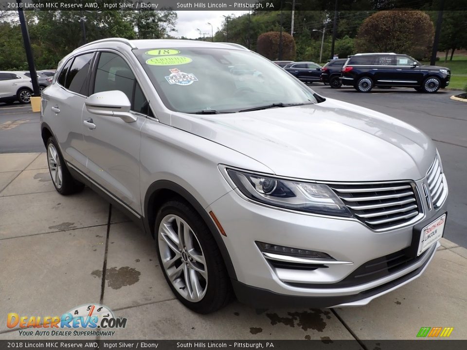 Front 3/4 View of 2018 Lincoln MKC Reserve AWD Photo #8
