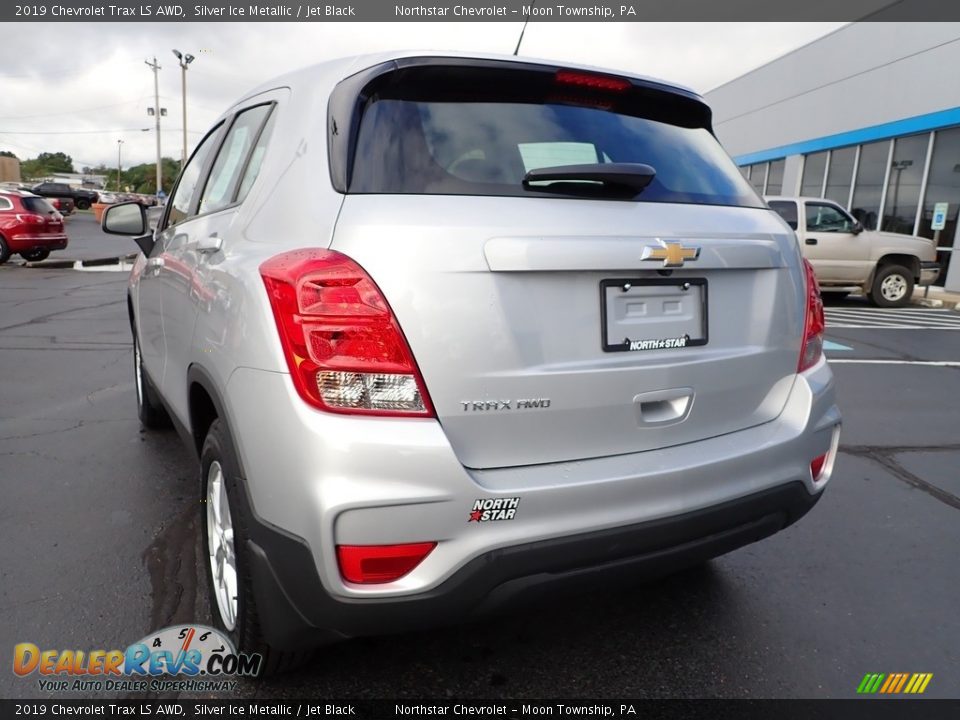 2019 Chevrolet Trax LS AWD Silver Ice Metallic / Jet Black Photo #5