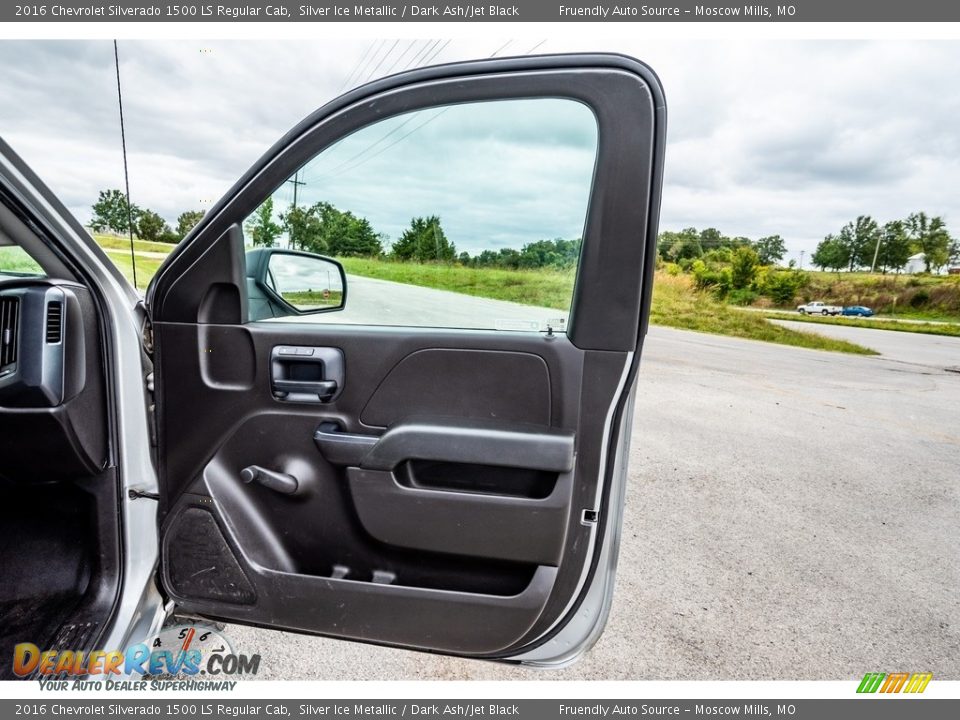 2016 Chevrolet Silverado 1500 LS Regular Cab Silver Ice Metallic / Dark Ash/Jet Black Photo #23