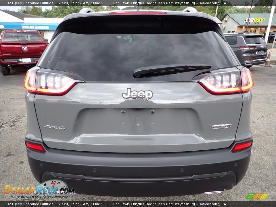 2021 Jeep Cherokee Latitude Lux 4x4 Sting-Gray / Black Photo #4