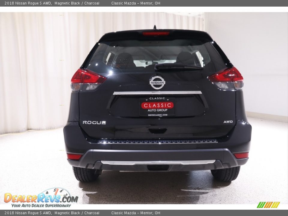 2018 Nissan Rogue S AWD Magnetic Black / Charcoal Photo #19