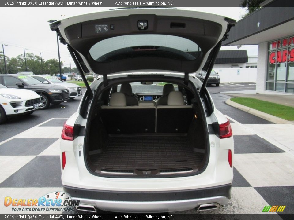 2019 Infiniti QX50 Essential AWD Lunar White / Wheat Photo #5