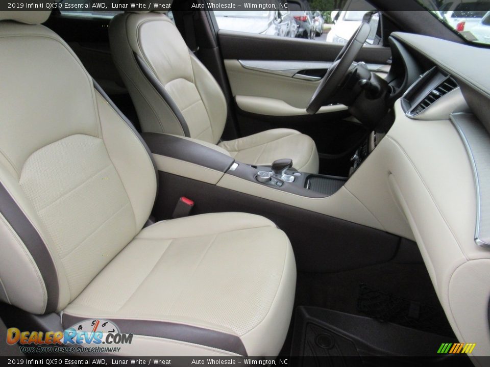 2019 Infiniti QX50 Essential AWD Lunar White / Wheat Photo #13