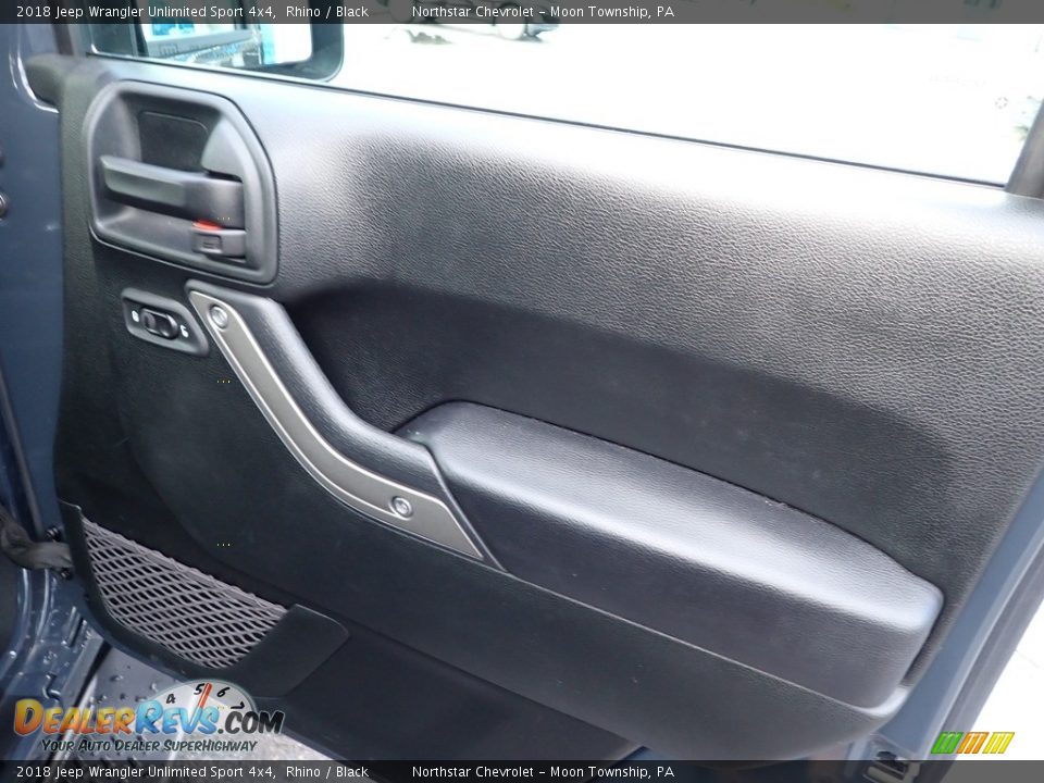 2018 Jeep Wrangler Unlimited Sport 4x4 Rhino / Black Photo #16