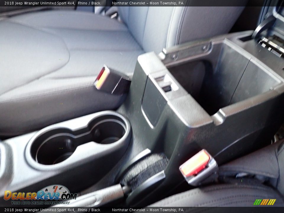 2018 Jeep Wrangler Unlimited Sport 4x4 Rhino / Black Photo #27