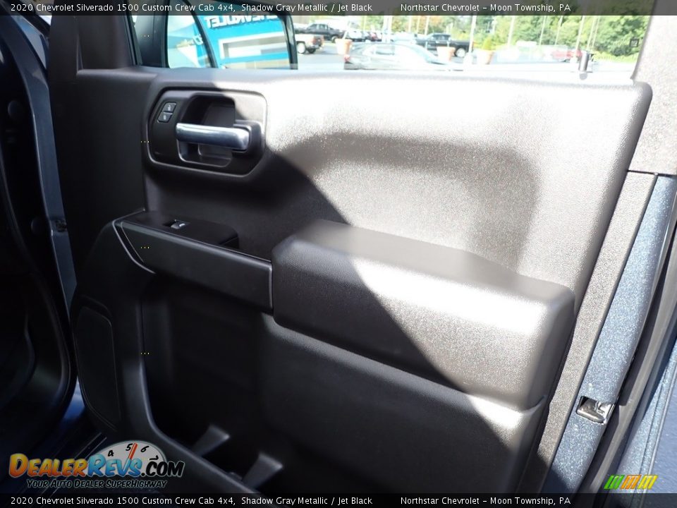 2020 Chevrolet Silverado 1500 Custom Crew Cab 4x4 Shadow Gray Metallic / Jet Black Photo #16