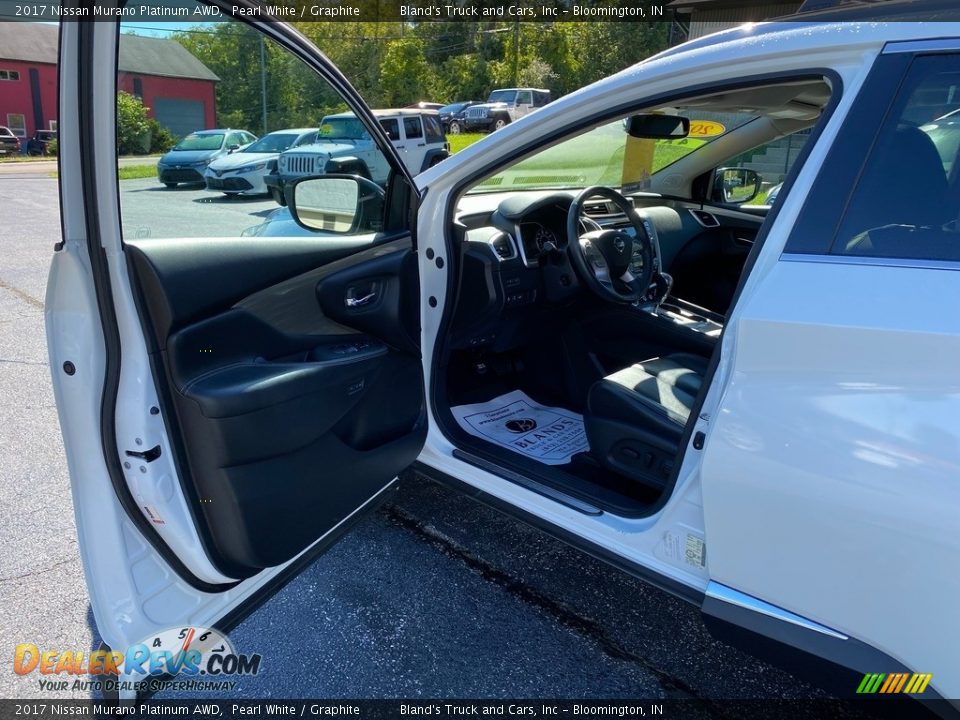 2017 Nissan Murano Platinum AWD Pearl White / Graphite Photo #13