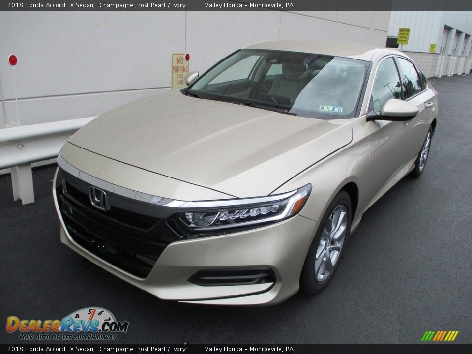 2018 Honda Accord LX Sedan Champagne Frost Pearl / Ivory Photo #9