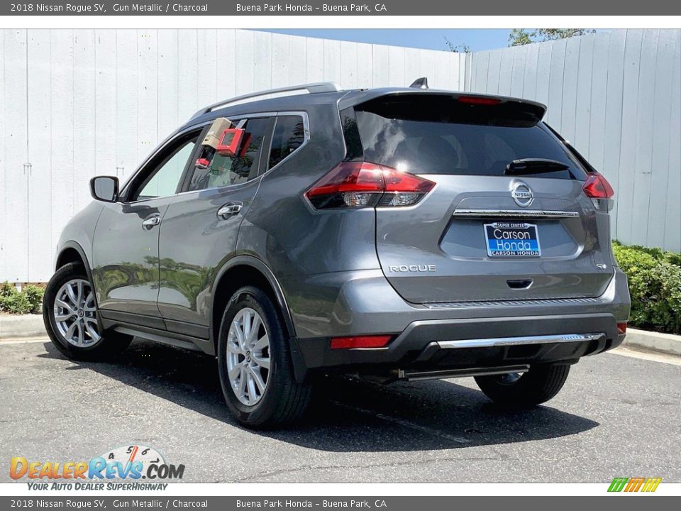 2018 Nissan Rogue SV Gun Metallic / Charcoal Photo #12