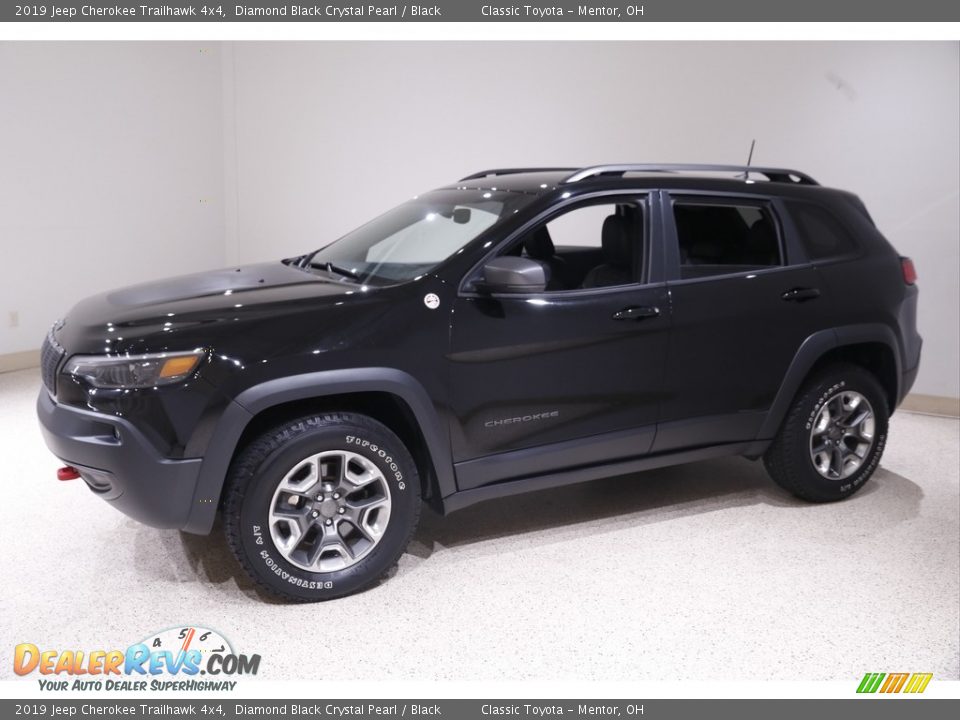 2019 Jeep Cherokee Trailhawk 4x4 Diamond Black Crystal Pearl / Black Photo #3