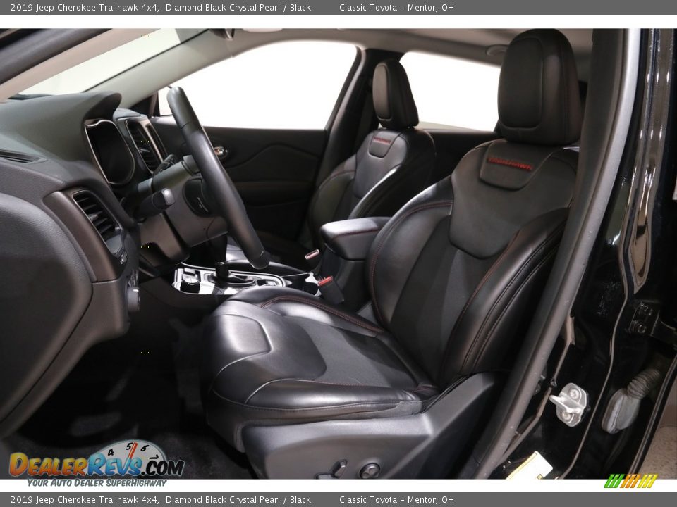 2019 Jeep Cherokee Trailhawk 4x4 Diamond Black Crystal Pearl / Black Photo #5