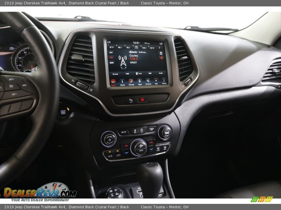 2019 Jeep Cherokee Trailhawk 4x4 Diamond Black Crystal Pearl / Black Photo #8