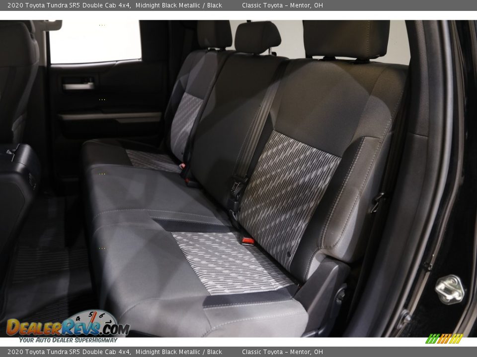 2020 Toyota Tundra SR5 Double Cab 4x4 Midnight Black Metallic / Black Photo #17