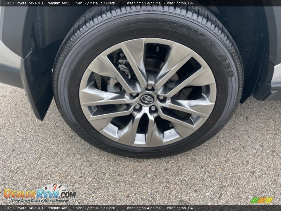 2020 Toyota RAV4 XLE Premium AWD Silver Sky Metallic / Black Photo #30