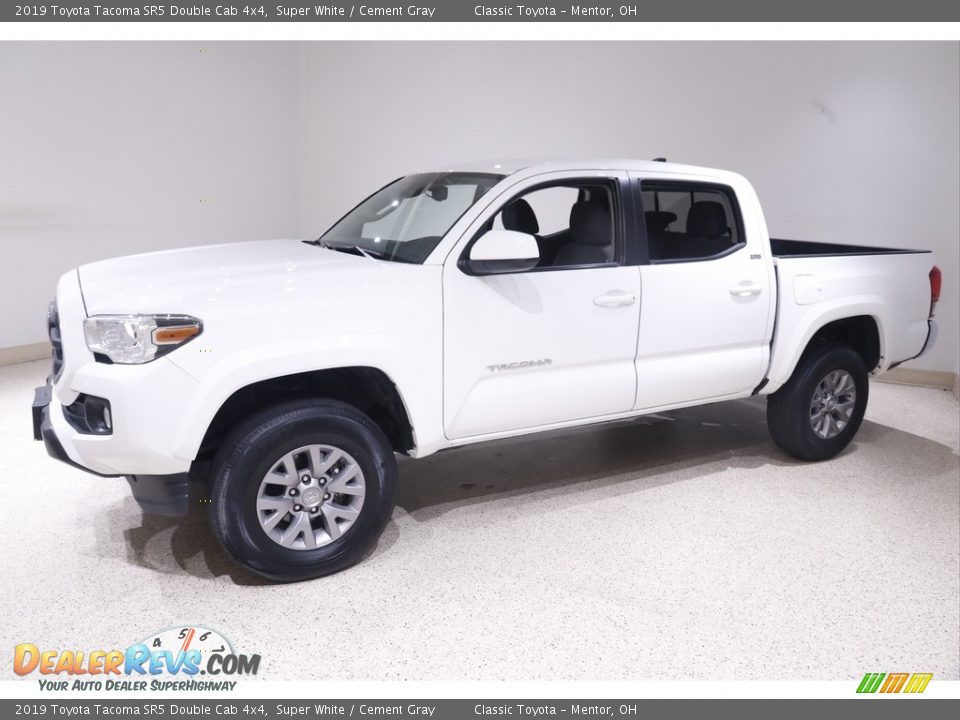 2019 Toyota Tacoma SR5 Double Cab 4x4 Super White / Cement Gray Photo #3