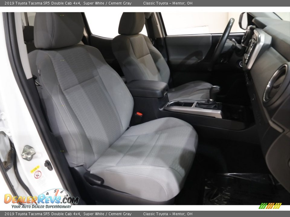 2019 Toyota Tacoma SR5 Double Cab 4x4 Super White / Cement Gray Photo #13