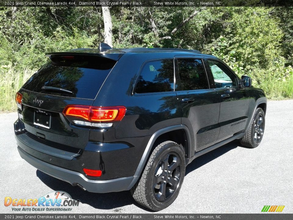 2021 Jeep Grand Cherokee Laredo 4x4 Diamond Black Crystal Pearl / Black Photo #6