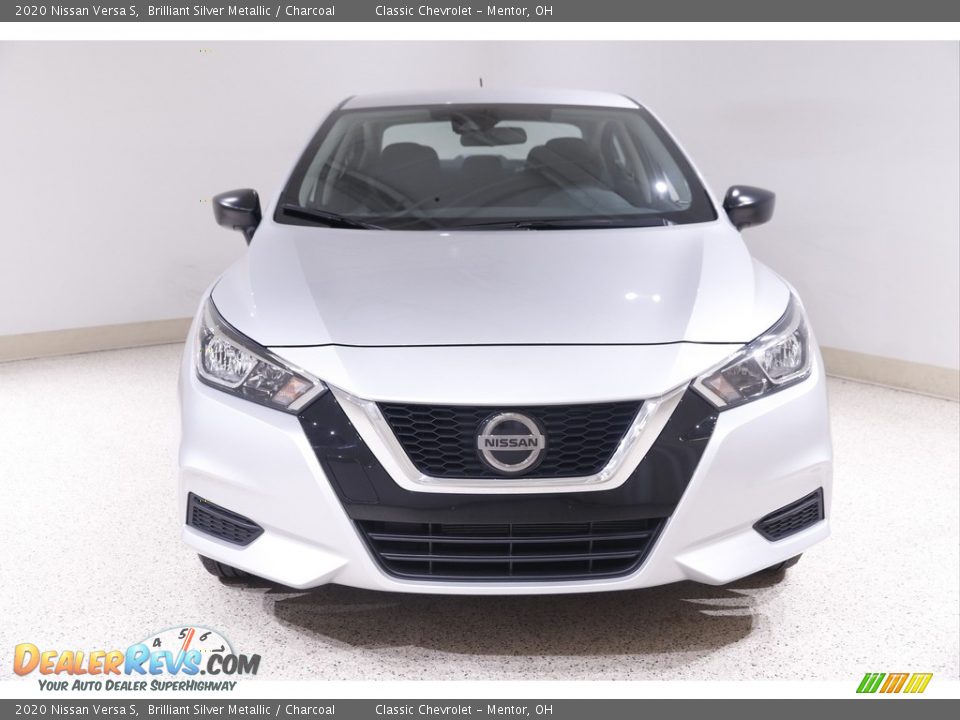 2020 Nissan Versa S Brilliant Silver Metallic / Charcoal Photo #2