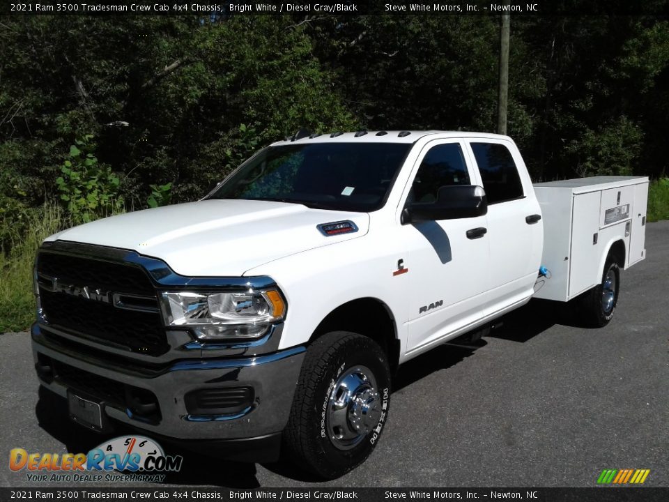 2021 Ram 3500 Tradesman Crew Cab 4x4 Chassis Bright White / Diesel Gray/Black Photo #2