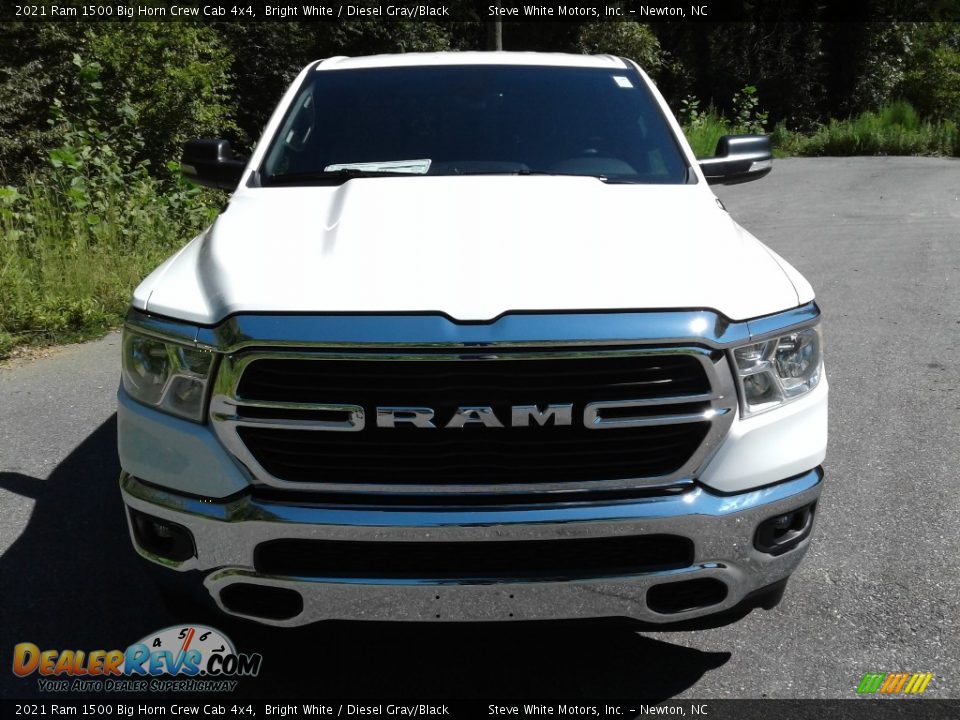 2021 Ram 1500 Big Horn Crew Cab 4x4 Bright White / Diesel Gray/Black Photo #3