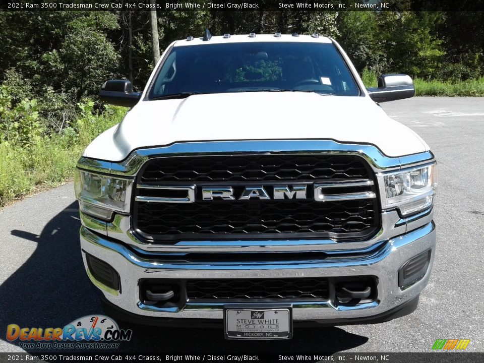 2021 Ram 3500 Tradesman Crew Cab 4x4 Chassis Bright White / Diesel Gray/Black Photo #3