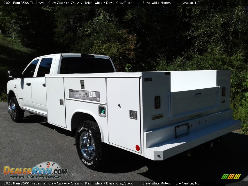 2021 Ram 3500 Tradesman Crew Cab 4x4 Chassis Bright White / Diesel Gray/Black Photo #10