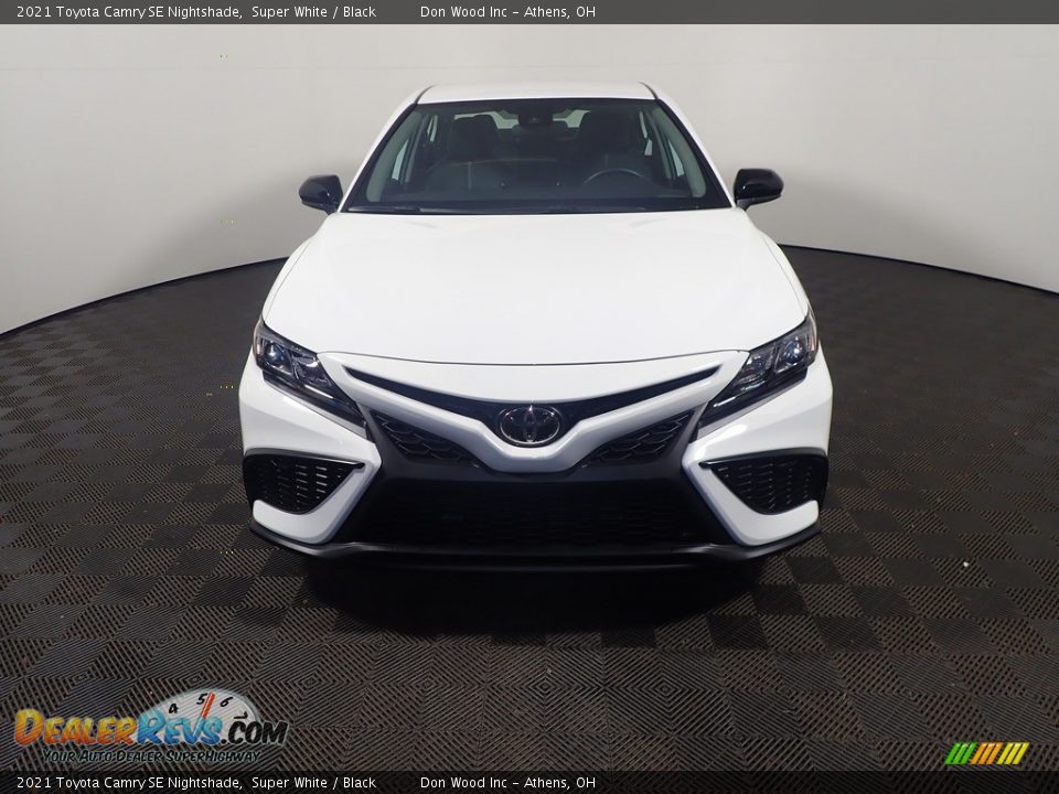 2021 Toyota Camry SE Nightshade Super White / Black Photo #5