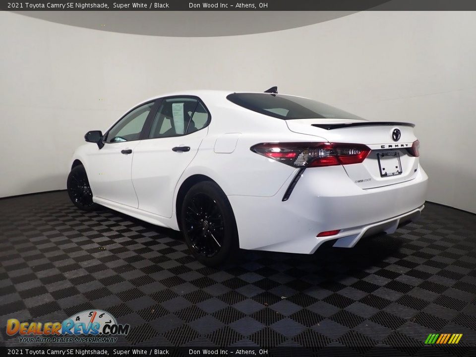 2021 Toyota Camry SE Nightshade Super White / Black Photo #11