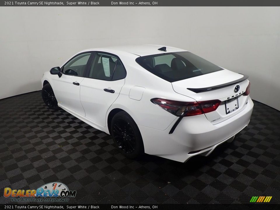 2021 Toyota Camry SE Nightshade Super White / Black Photo #12