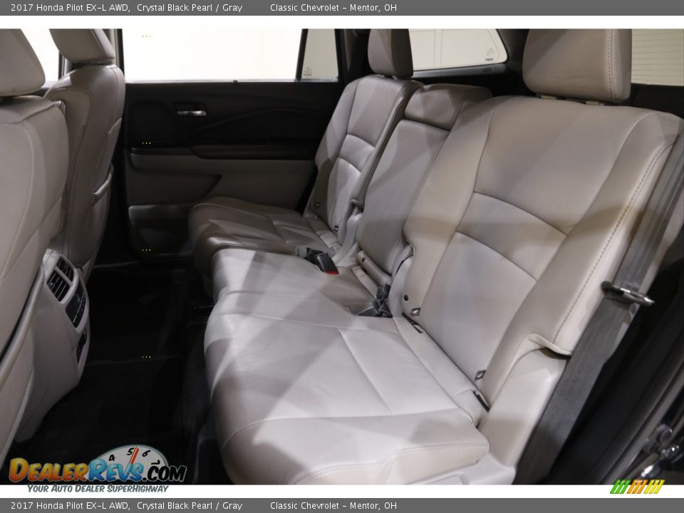 Rear Seat of 2017 Honda Pilot EX-L AWD Photo #18